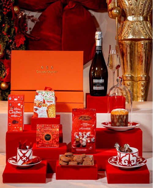 Perfect Christmas Moments 
